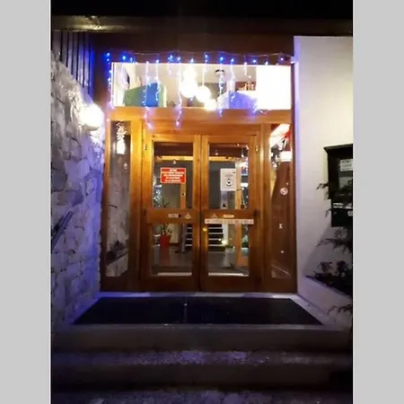 Confortable Face A La Montagne 아파트 *