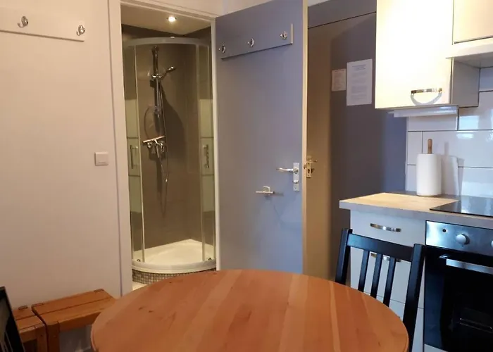 Confortable Face A La Montagne *