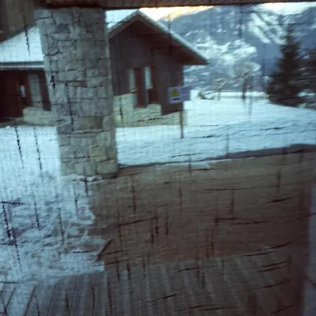 Confortable Face A La Montagne *