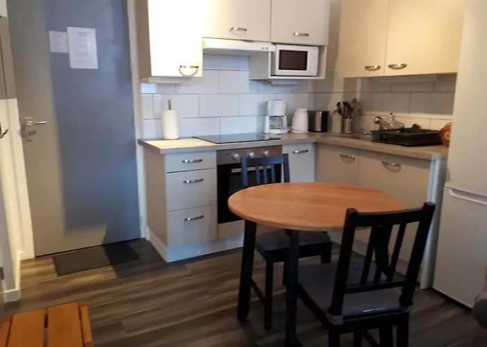 Confortable Face A La Montagne *